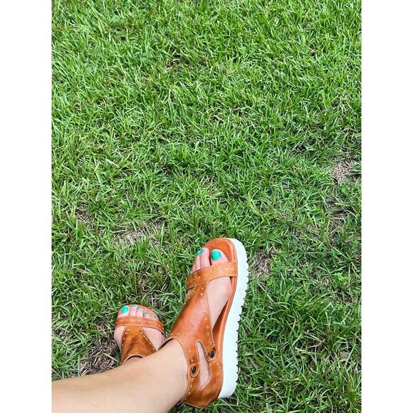 Bed Stu Soni Distressed Leather Zip Up Soni Platform Gladiator Sandal Size 9. - Picture 5 of 17